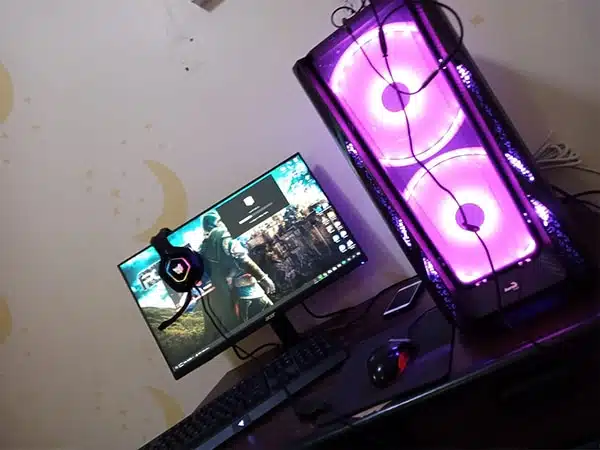 مدينة الحاسب الآلي PC CITY أفضل متجر بي سي سيتي قيمنق مدينة الحاسب الآلي تجميعات احترافية pc شاشات معالجات كروت شاشة كيسات كراسي طاولات العاب